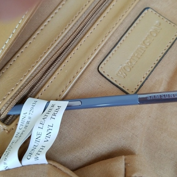 🌹HP🌹Worthington Caramel Leather Handbag - Picture 8 of 8